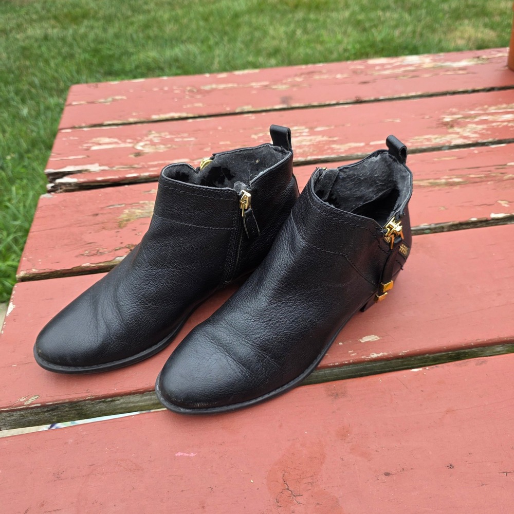 Franco Sarto Sondra Black Leather Ankle Boots Women's Size 7.5 Gold Side Zip